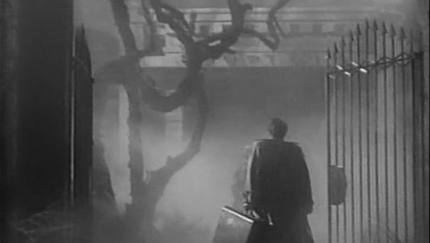 The foggy atmosphere of William Carlos Menzies.