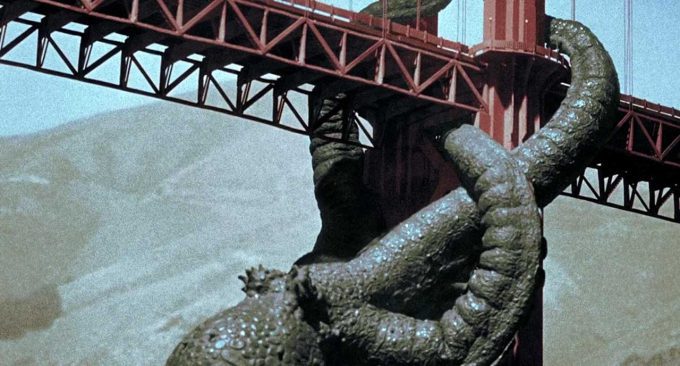 The hexapus attacking the Golden Gate in the later colourised version of the film. 